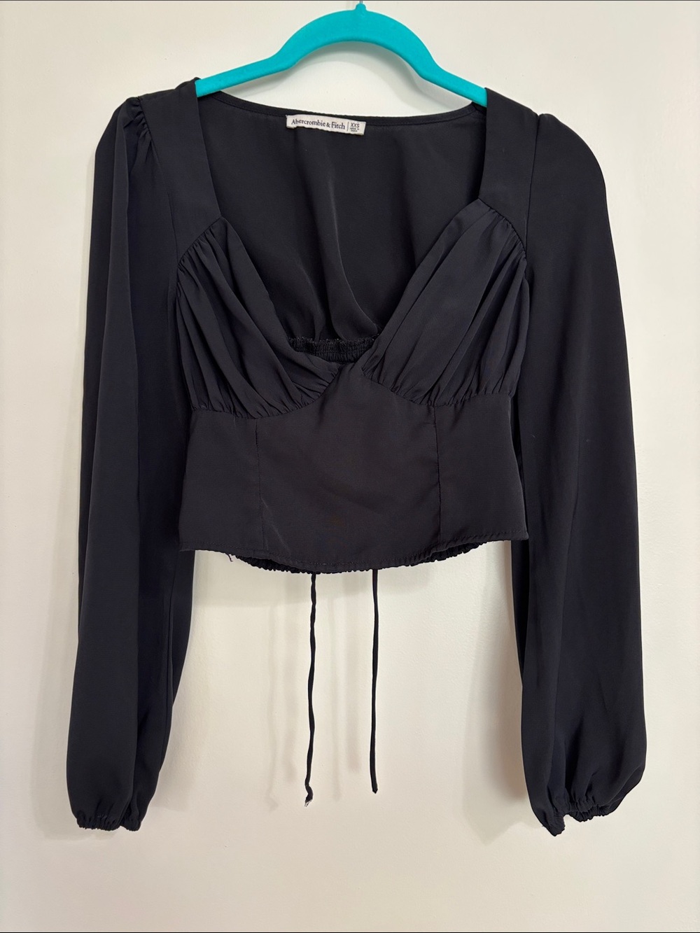 Abercrombie & Fitch Black Long-Sleeve Cropped Peplum Blouse